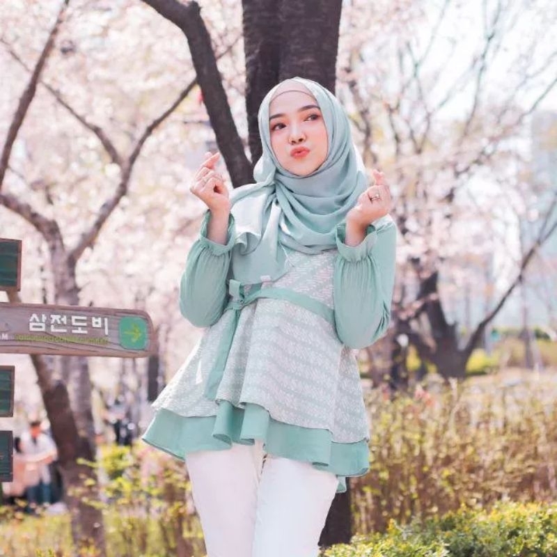 [READY STOCK] Hanbok Batik Korea by Dresssofia