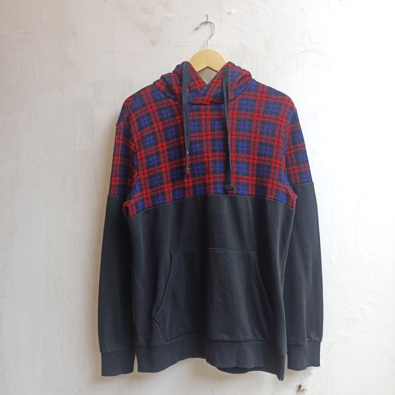 Preloved Jaket Hoodie Tartan Hitam Brand Teams Polham XL