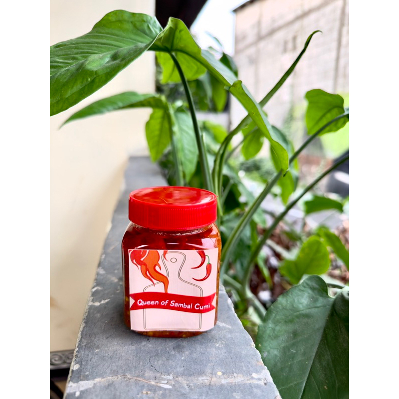 

Queen of Sambal ~ Sambal Cumi 200 gram