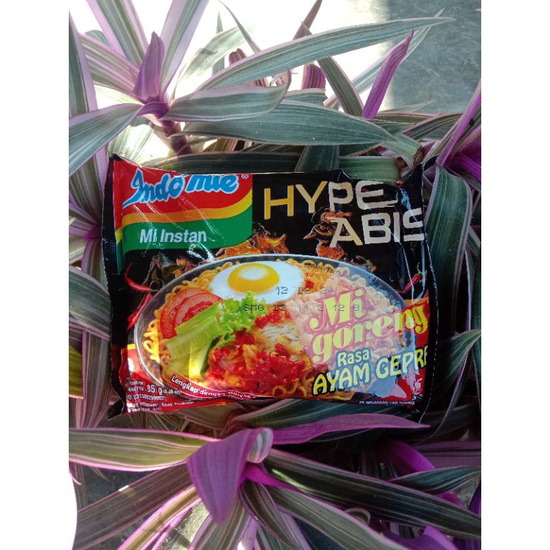 

❤️FaeyzaSadean❤️ Indomie Goreng Ayam Geprek