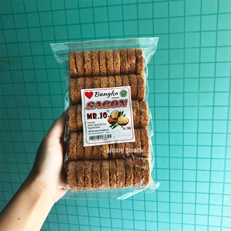 

Kue Sagon Bangka Bulat Cap Mr Jo isi 50 / Sagon Panggang / Kue Tradisional Bangka / Sagon Jadul Asli Bangka