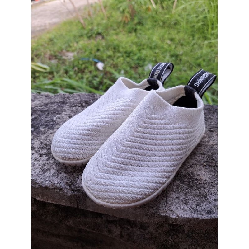 PYOPP BAREFOOT NINJA GALLOP PRELOVED