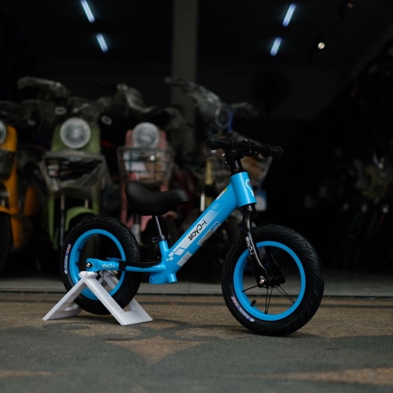 PUSH BIKE I-CYCLE ROCKET