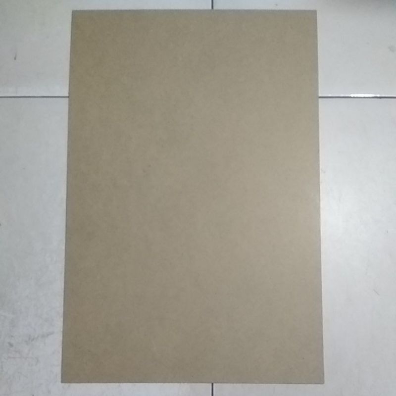 

( 10 lembar )Papan MDF Potongan 30.5X40.7cm Tebal 2mm