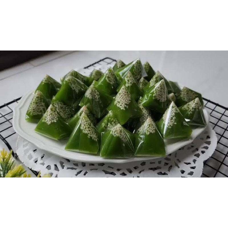 

Dojuy Matcha Banana Chacha