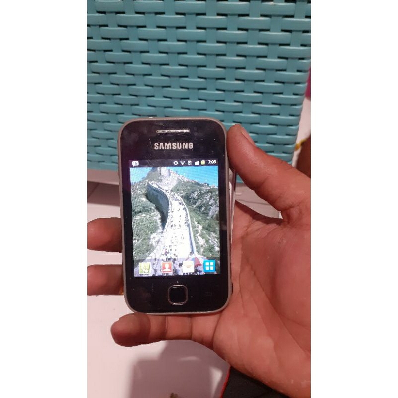 samsung GT-S5360 hidup normal minus gak ada charger dan baterai