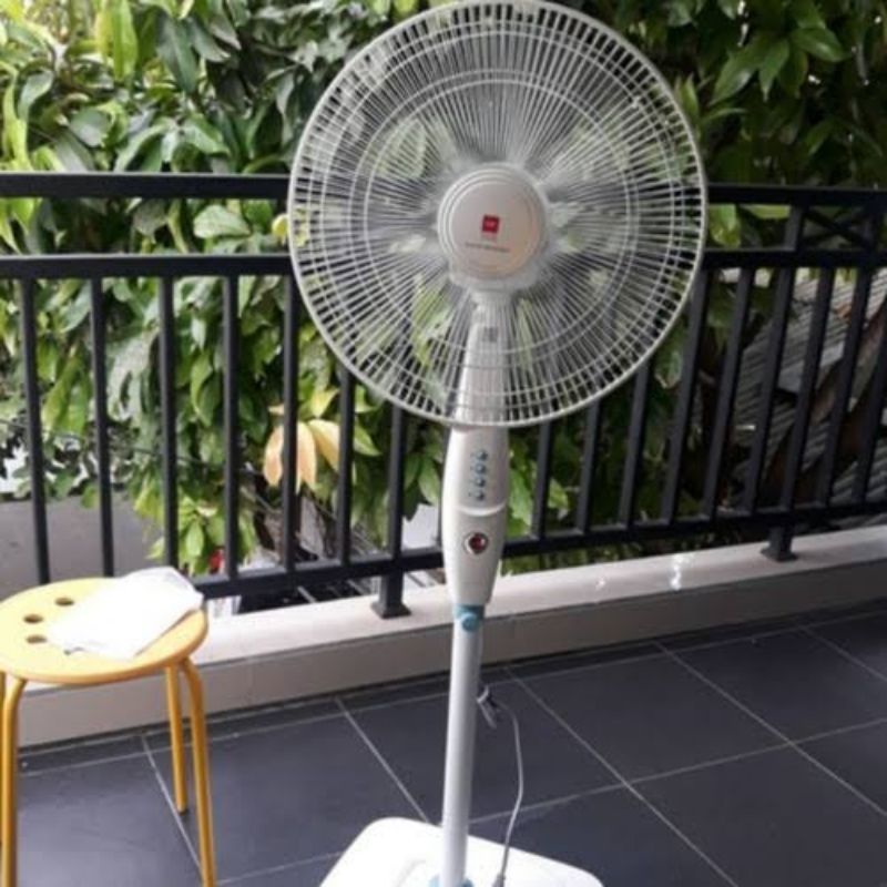 Stand Fan KDK 16Inch WM40Z Kaki Kotak Kipas Angin berdiri KDK 16 Inch WM 40 Z