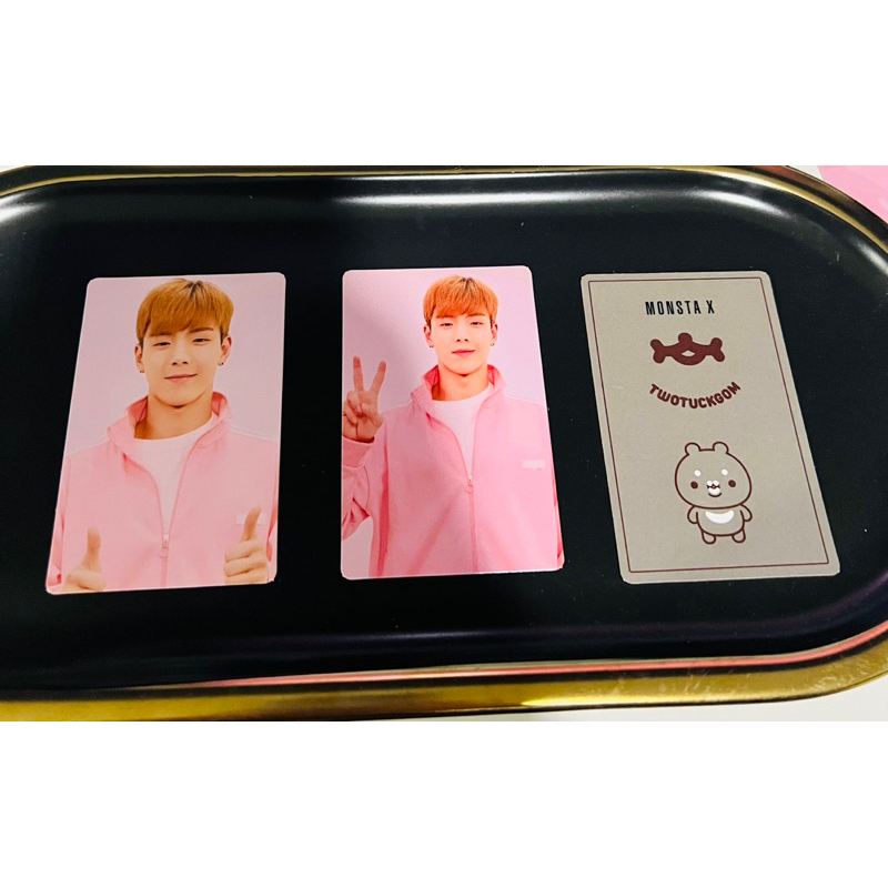 Official TWOTUCKGOM x Monsta X Photocard