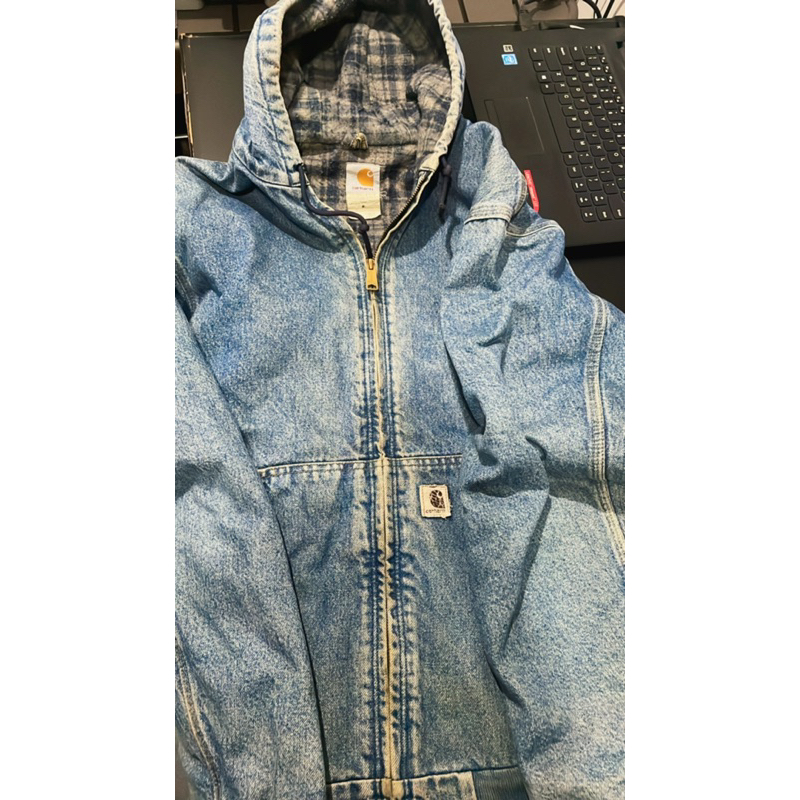 Jaket carhatt active139 dst