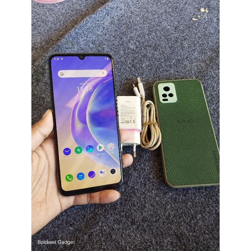 VIVO V21 RAM 8/128 HP CAS