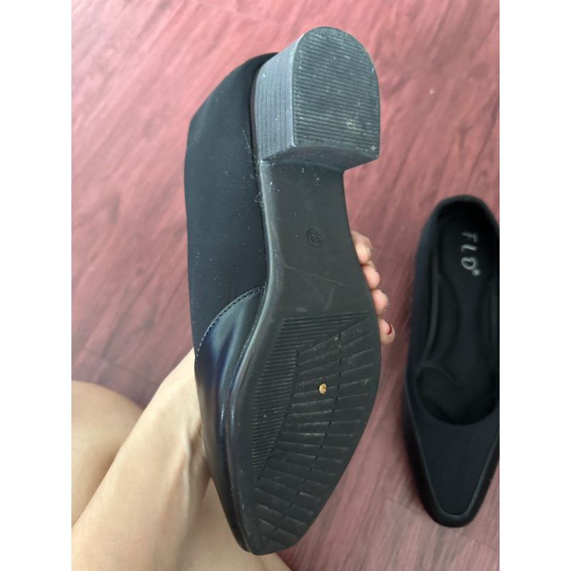 preloved sepatu kerja fladeo