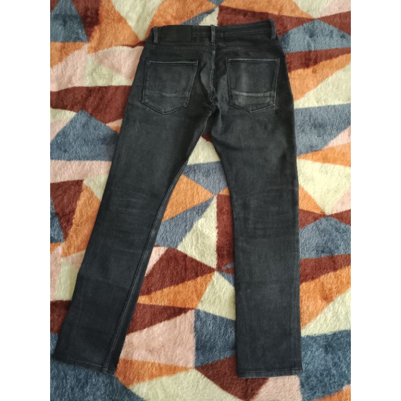 Celana Jeans Sixteen Denim Scale