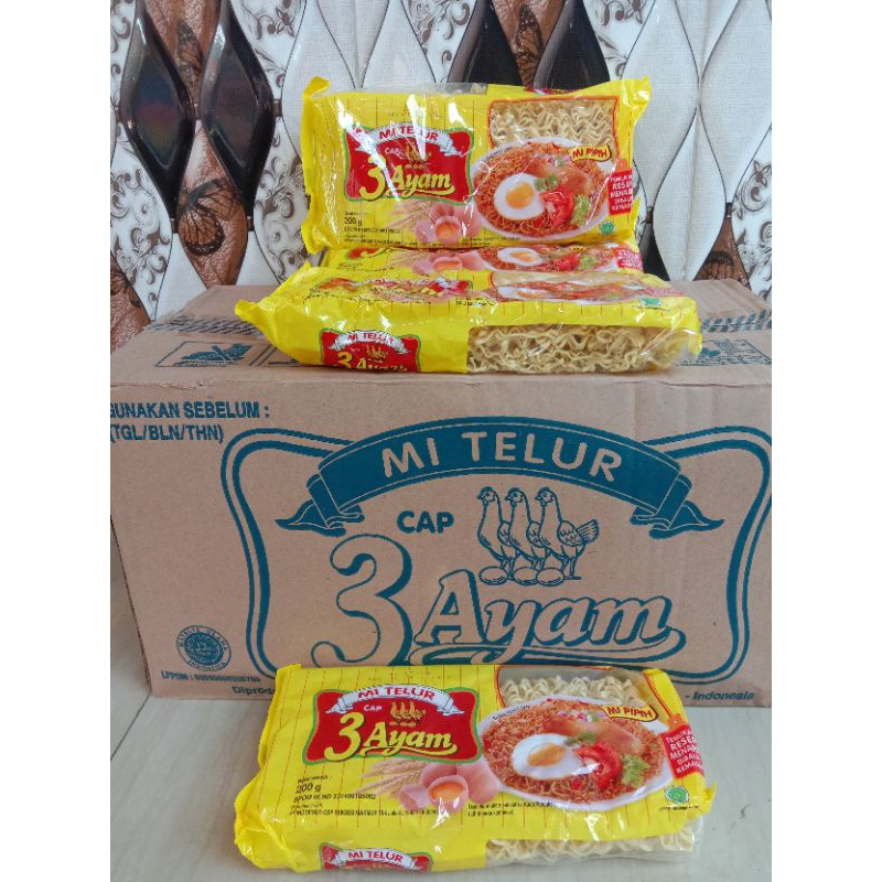 

mi telor cap 3 ayam 2pc UK 200gr