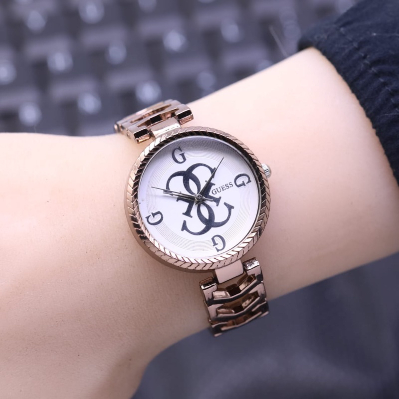 Guess Jam Tangan Wanita Rantai