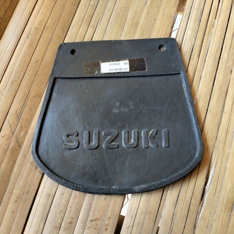 mudguard pet lumpur slebor depan suzuki a100