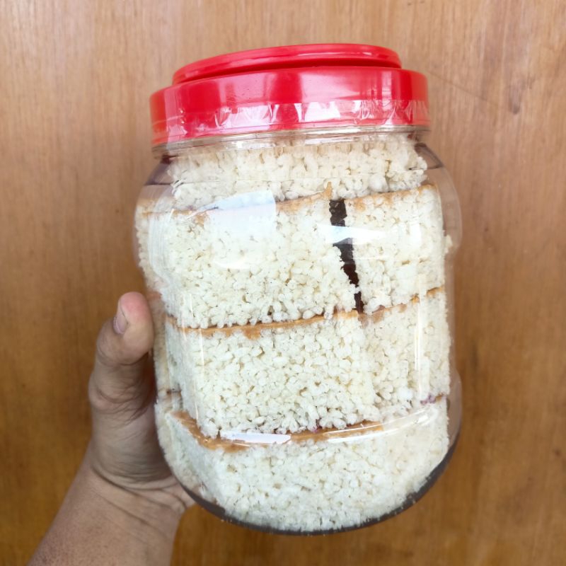 

Kue gipang toples