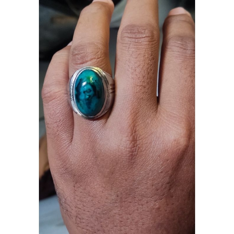 cincin dan bahan batu bacan doko