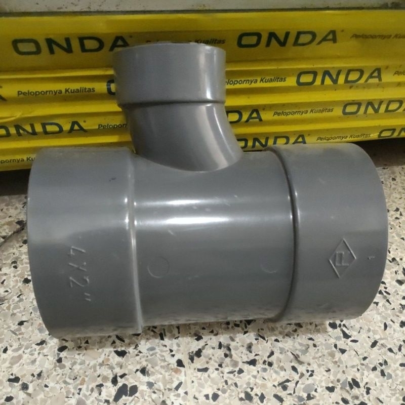 large radius tee / tee y pvc 4" x 2" RUCIKA