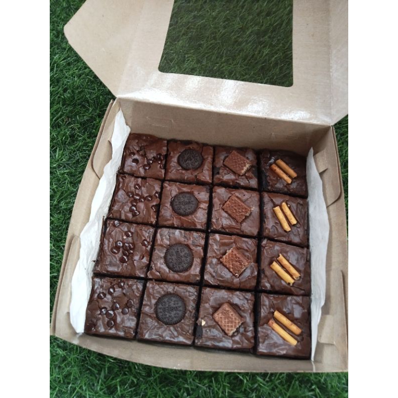 

brownies fudgy shinny crust 20x20