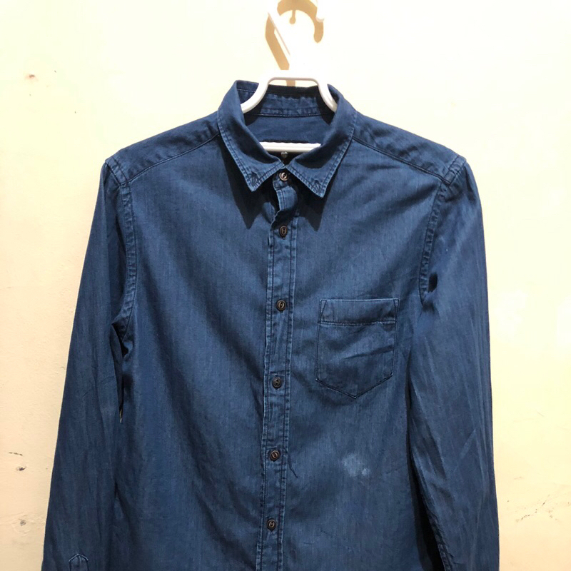 Kemeja Denim Zara