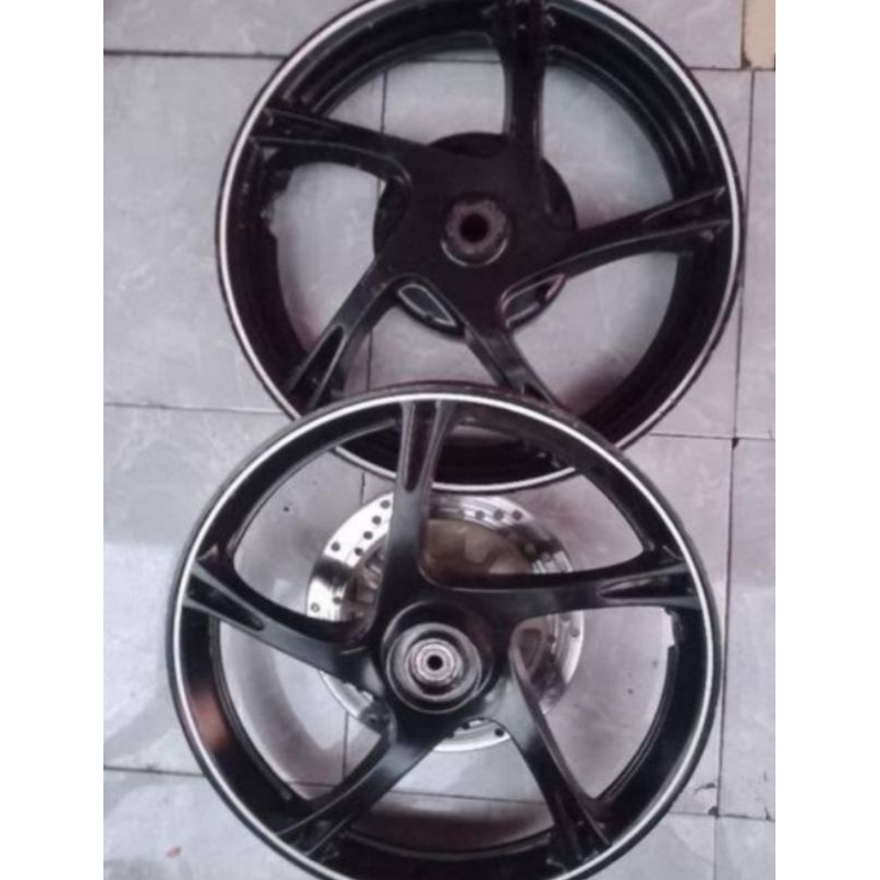 pelek depan belakang Xeon injeksi Xeon GT Xeon RC PNP Xeon karbu Xeon 125 barang copotan original