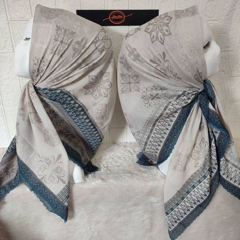 Promo Hijab Segi Empat Voal Motif Kennddy Warna Cream Jilbab Terbaru