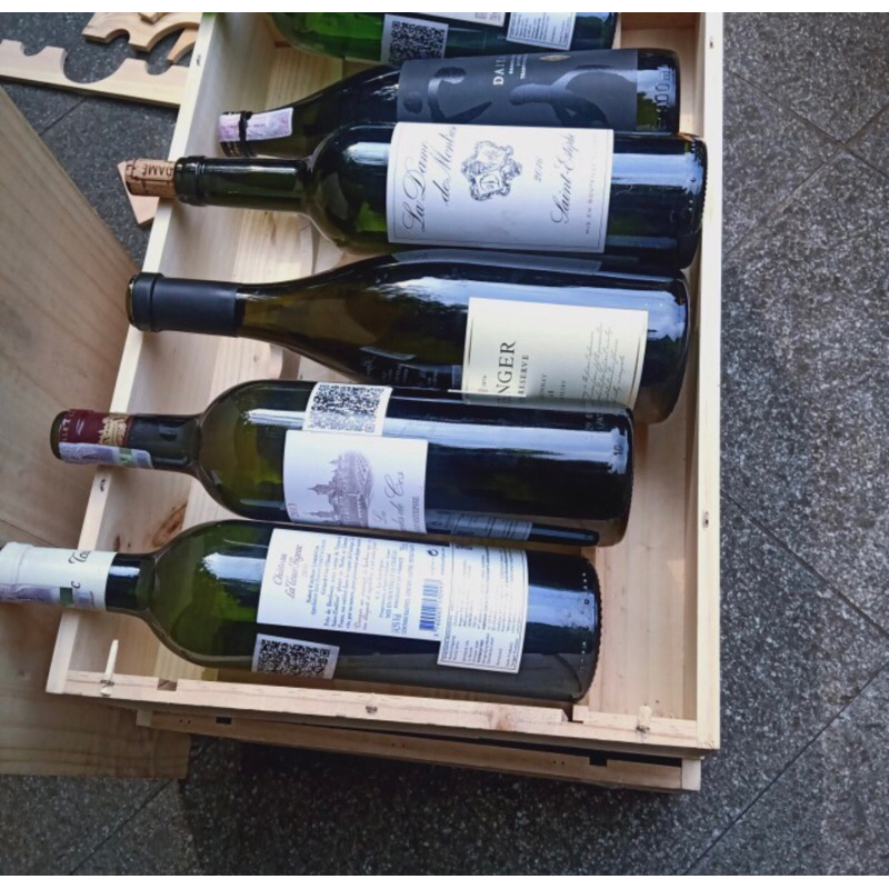 botol bekas minuman wine / botol pajangan / botol hiasan