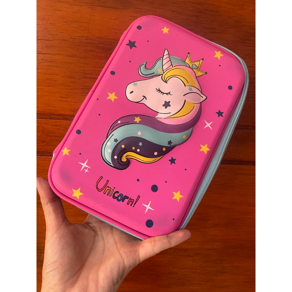 

Tempat Pensil Hardcase Unicorn Pink TP 139 Murah, Silahkan Baca Descripsi