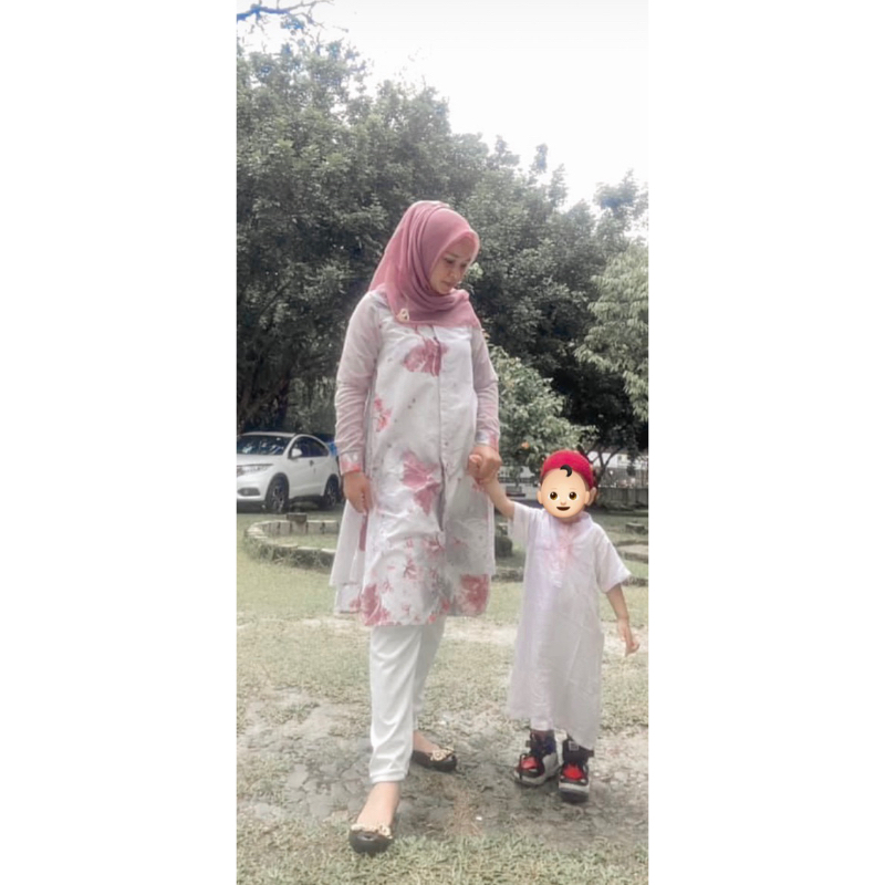 (Preloved) Gelanic Tunik Ria Miranda (size S)