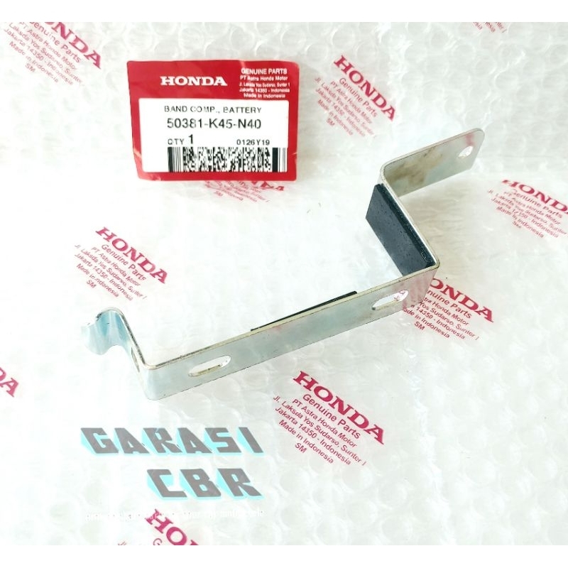 50381K45N40 - Bracket Aki CBR 150R - Plat Aki CBR 150R - Band Comp Battery CBR 150R Sonic 150R