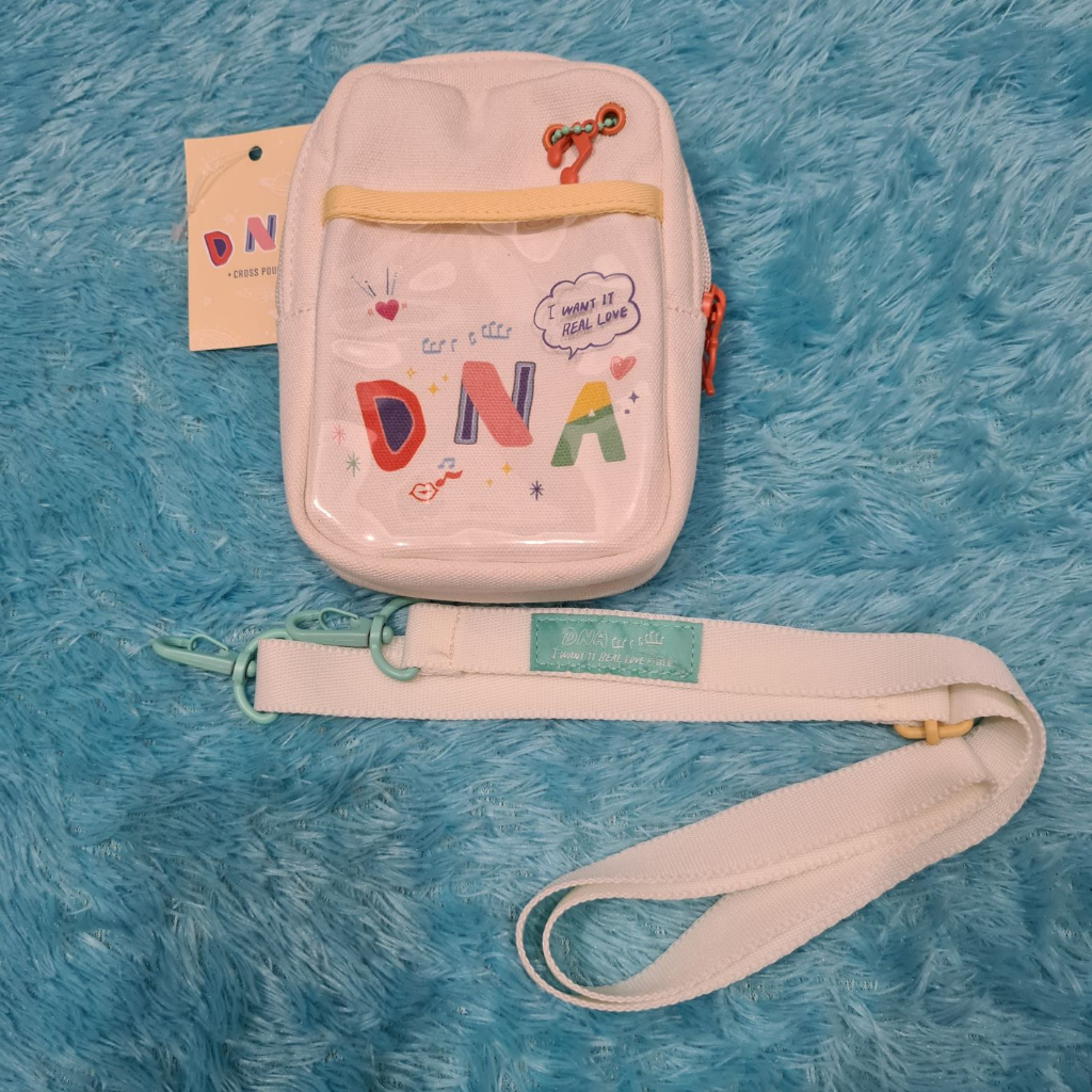 Mini Pouch Accessories DNA White Tas Dompet Aksesoris Putih BTS Official Merchandise