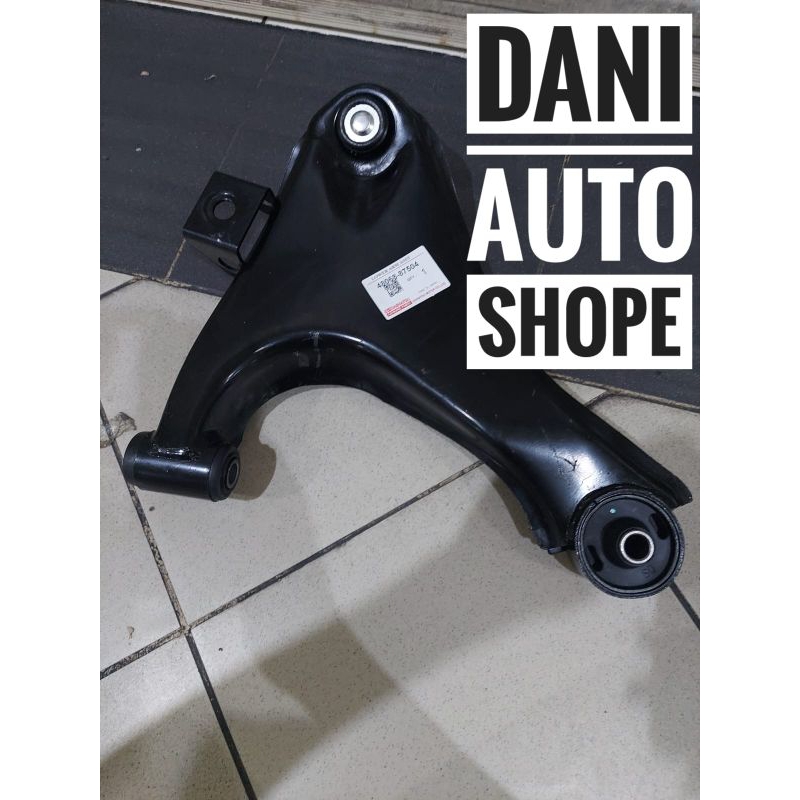 Ball joint Lower Arm Daihatsu Taruna Karbu Taruna Efi 1Pics