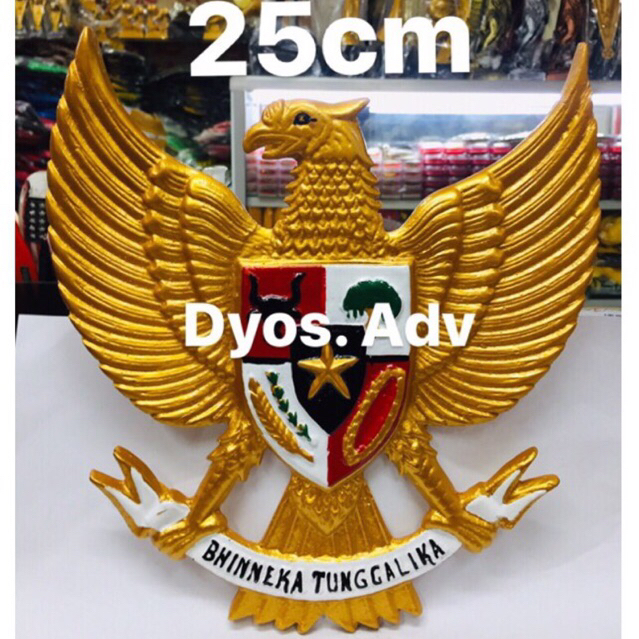 Garuda pancasila pajangan 25 cm bahan fiber pajangan burung garuda