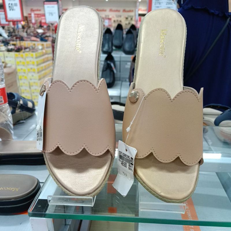MASCOTTE//SANDAL WANITA//237.026