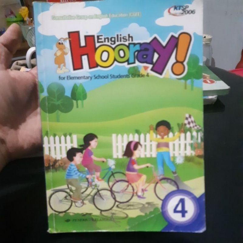 

Buku Bekas Asli English Hooray kelas 4