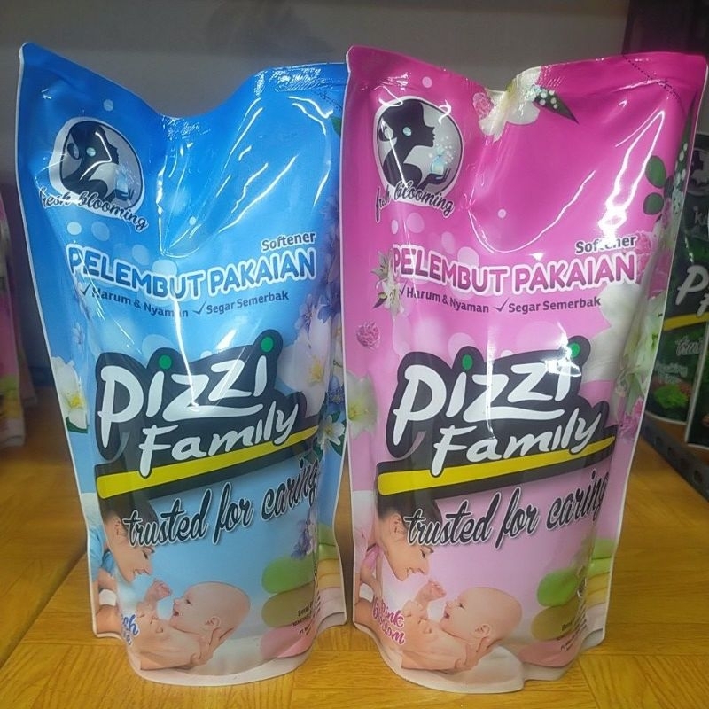 PIZZI FAMILY SOFTENER 900 ML/pelembut pakaian