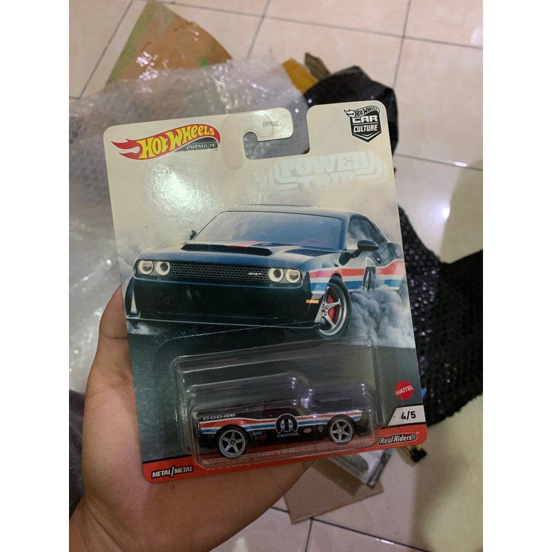 Hotwheels Premium Dodge Challenger SRT Demon Mopar