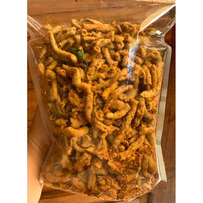 

‼️Full bumbu & Renyah BIKIN NAGIHHH ‼️Keripik usus Ayam Pedas daun jeruk by CEMILAN ABIL