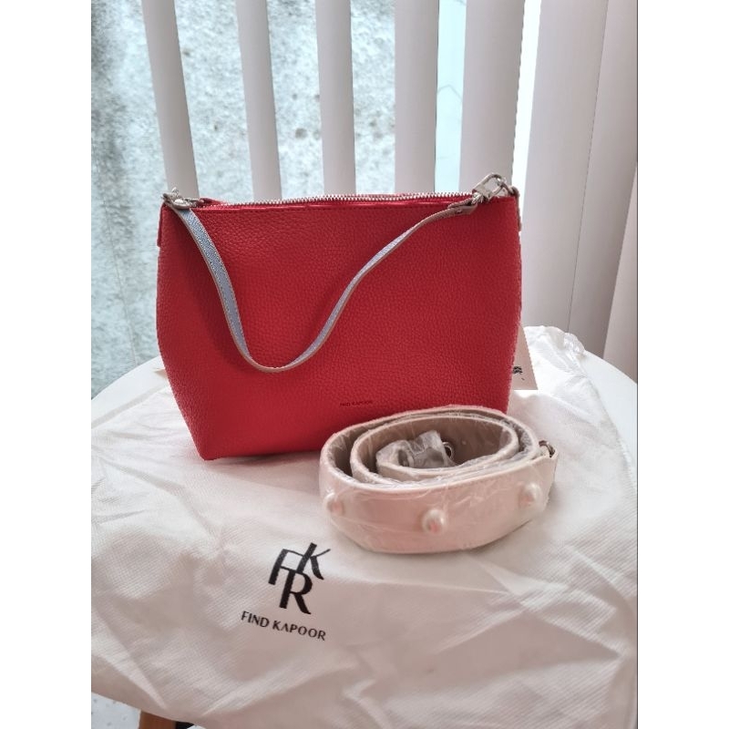 [NEW] Original Find Kapoor Flat Basic Bag Red Combi Pearl Strap