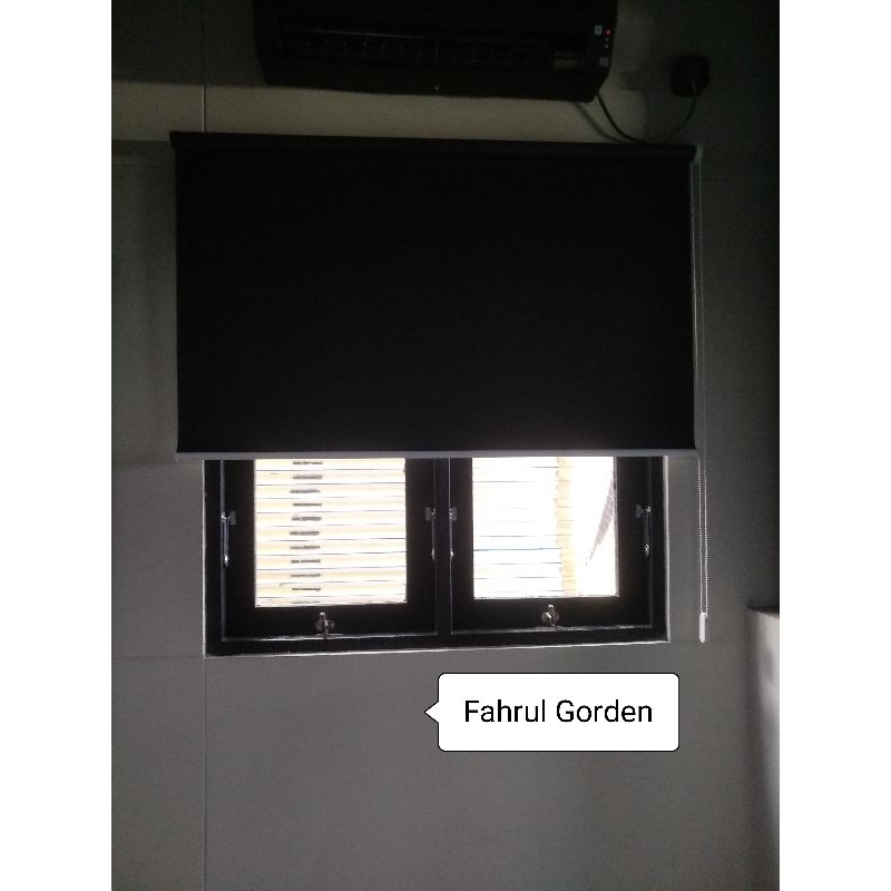 Roller Blind Blackout 100%