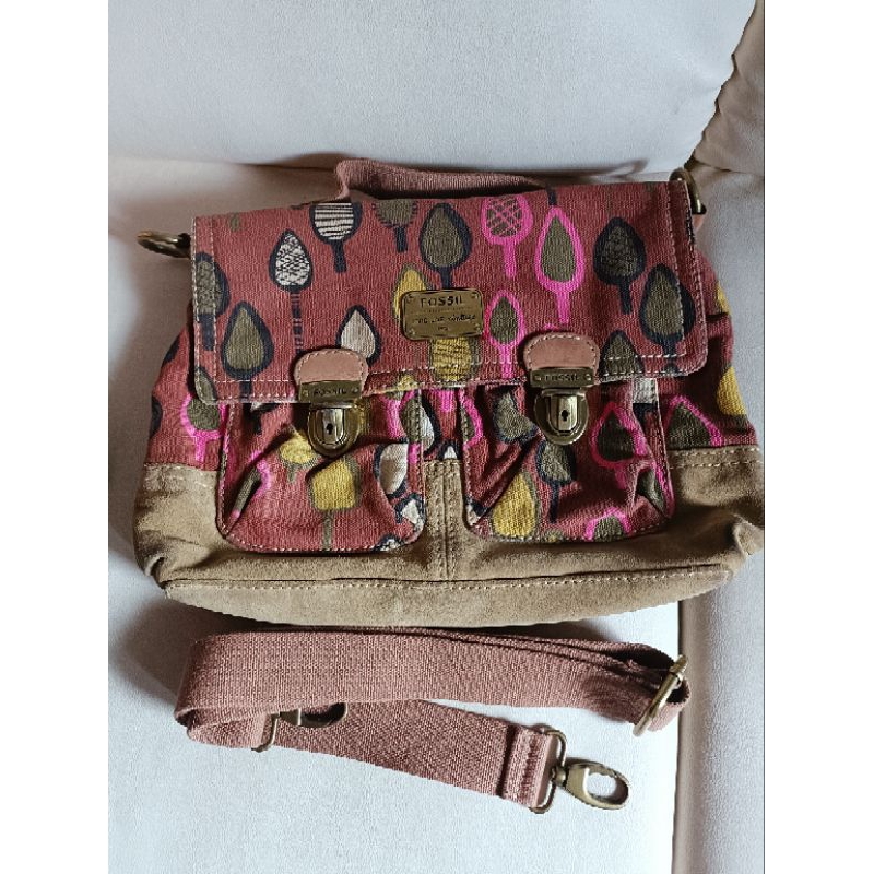 Preloved Tas Brand Fossil Jenner authentic