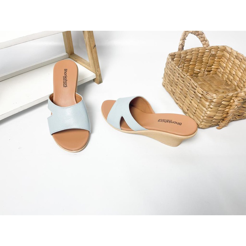 sandal kulit bhonkshors