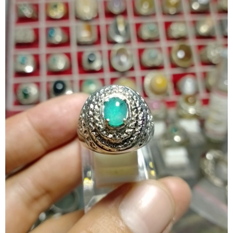 BATU BACAN DOKO ASLI 100%NATURAL BACAN.CINCIN PRIA