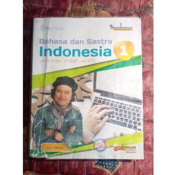 

buku bahasa Indonesia kelas VII/7/1 SMP/MTs penerbit Platinum BEKAS