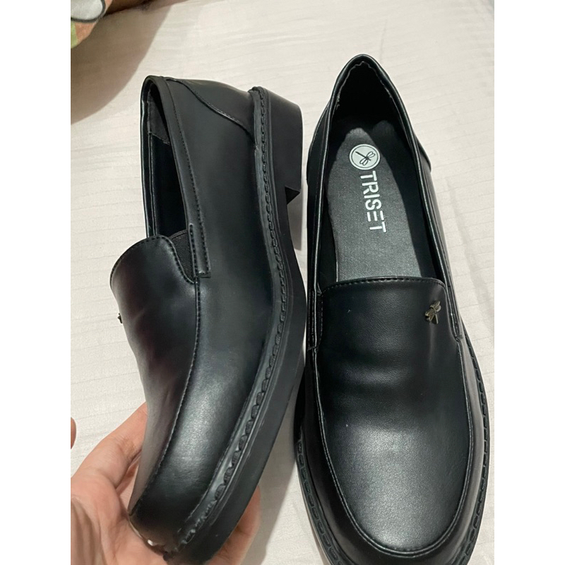 TRISET sepatu wanita hitam