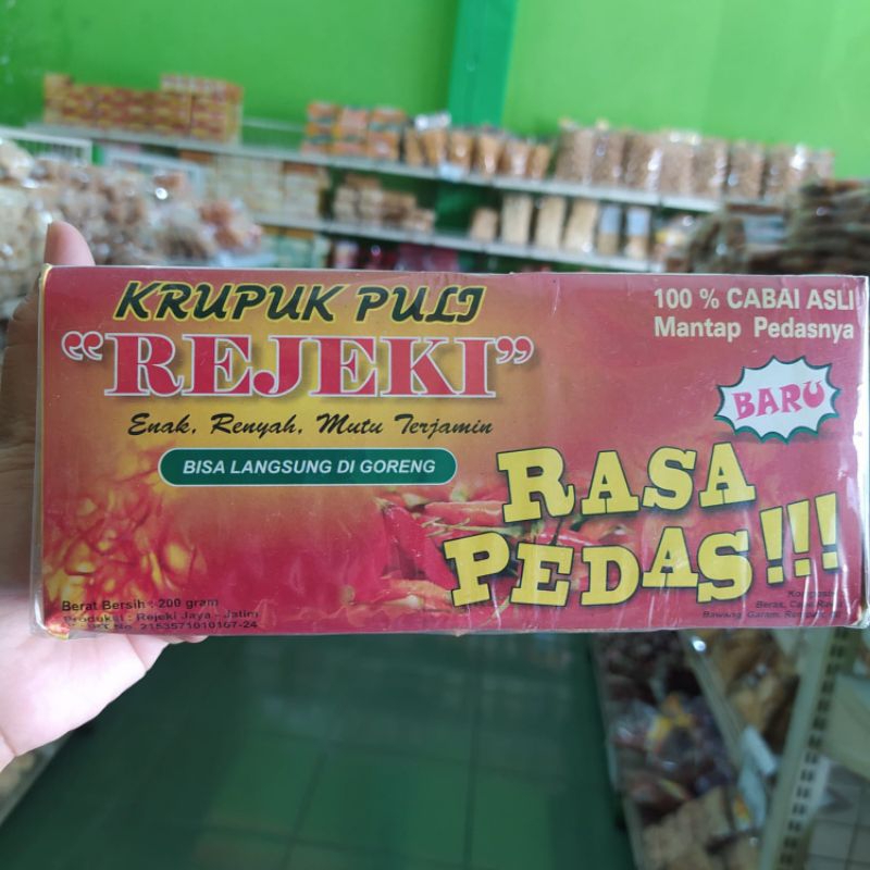 

Krupuk Puli Rasa Pedas | Oleh-oleh Taman Sari
