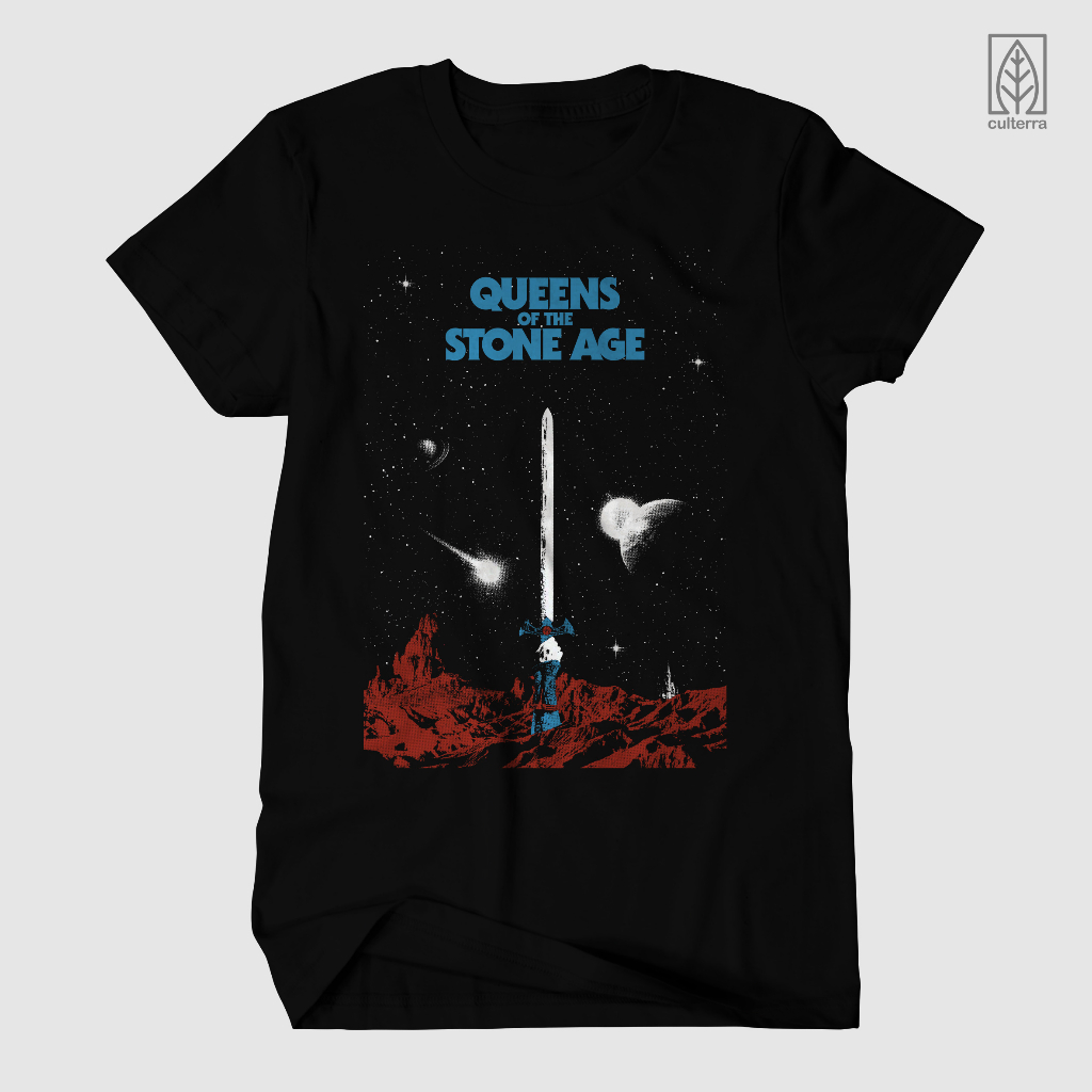 KAOS BAND / KAOS QUEENS OF THE STONE AGE / BAJU QOTSA / QOTSA SWORD / COLOR / BAJU MUSIK METAL ROCK