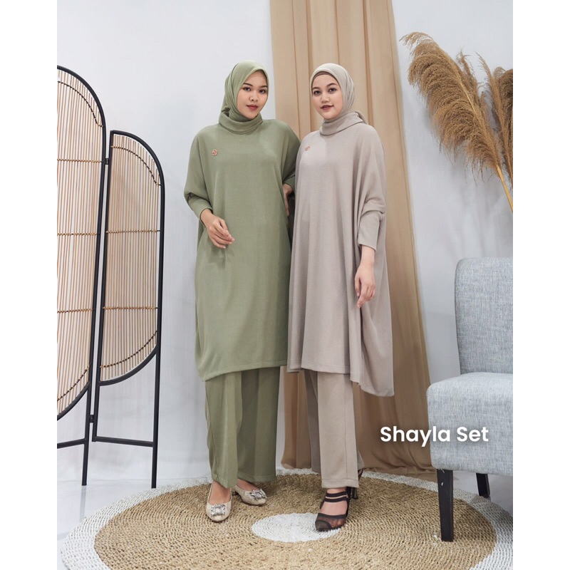 Shayla Set by Marevi