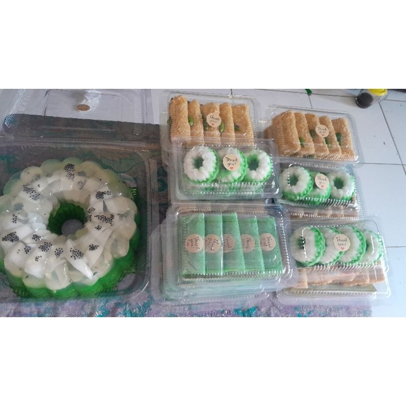 

kue putu ayu