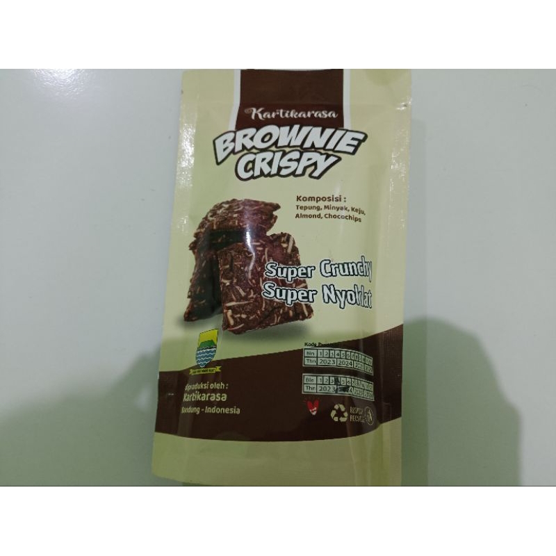 

Snack Bronis kripsi kartika sari